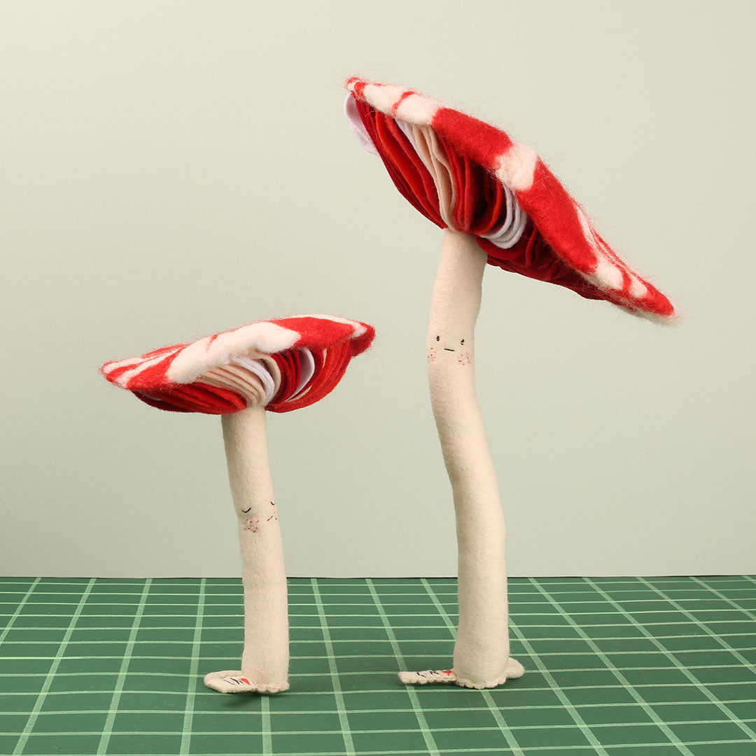 Meg – Outré Gallery